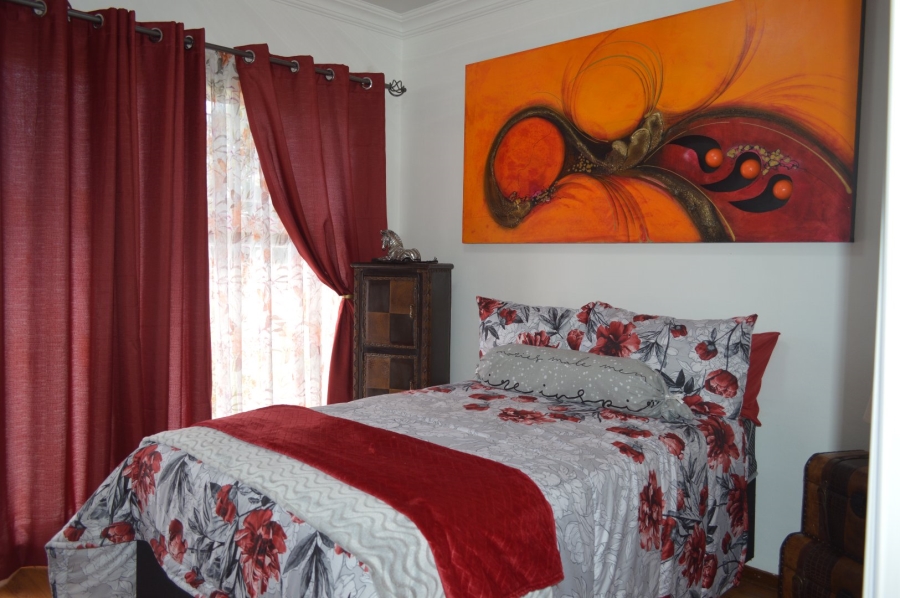 6 Bedroom Property for Sale in Doringkruin North West